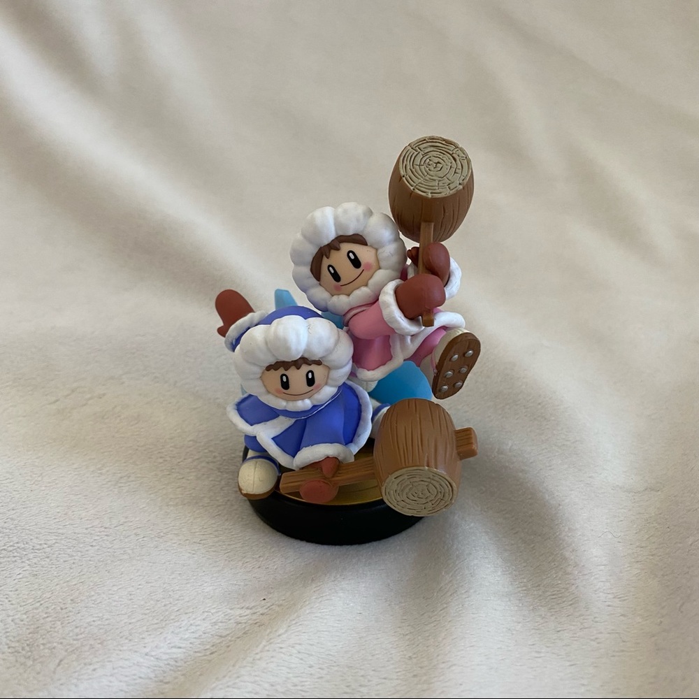 Ice Climbers amiibo Super Smash Bros Series Figure